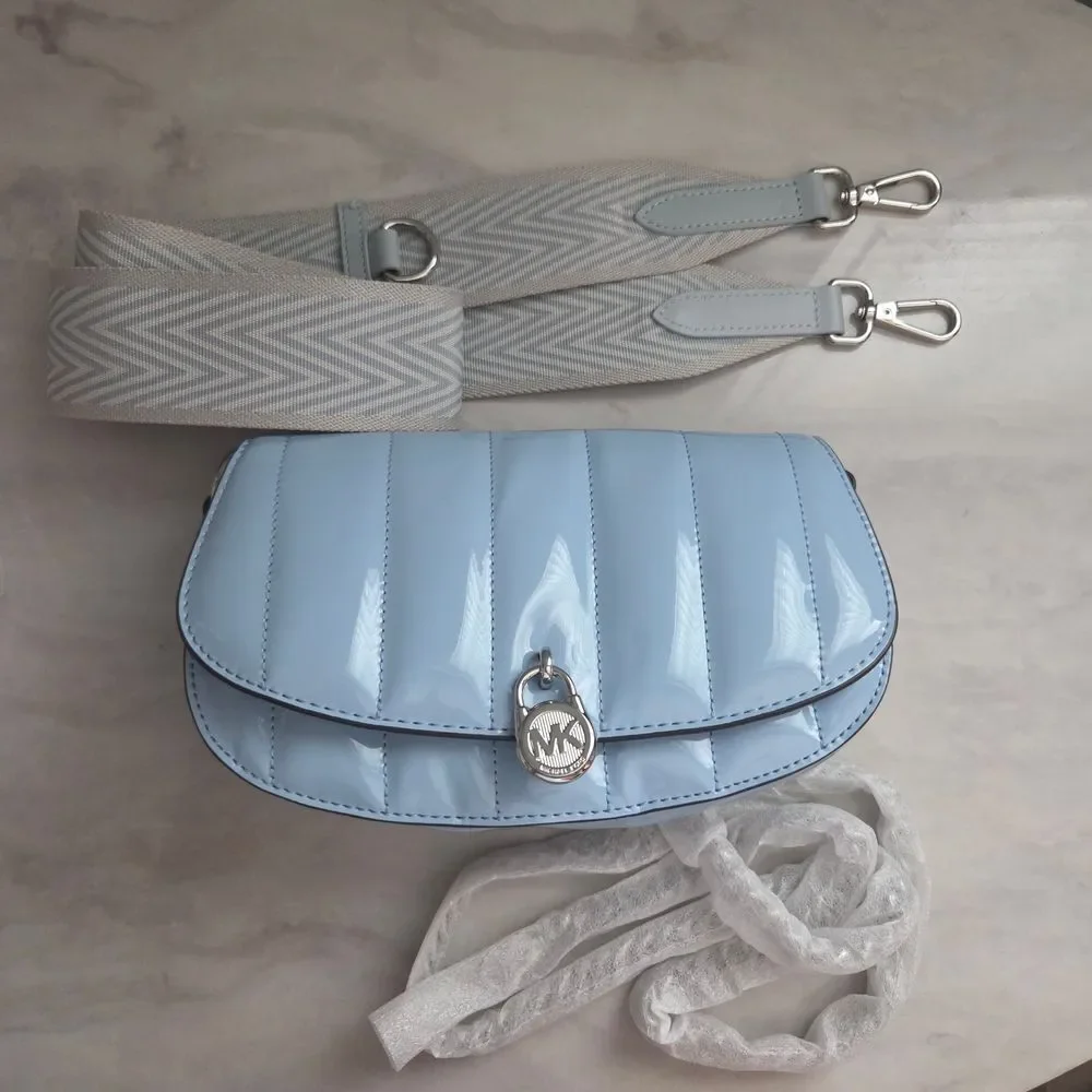 Michael Kors Blue Quilted Shoulder Bag - Picture 4 of 11